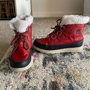 Sorel Women’s Waterproof Winter Boot size 7.5